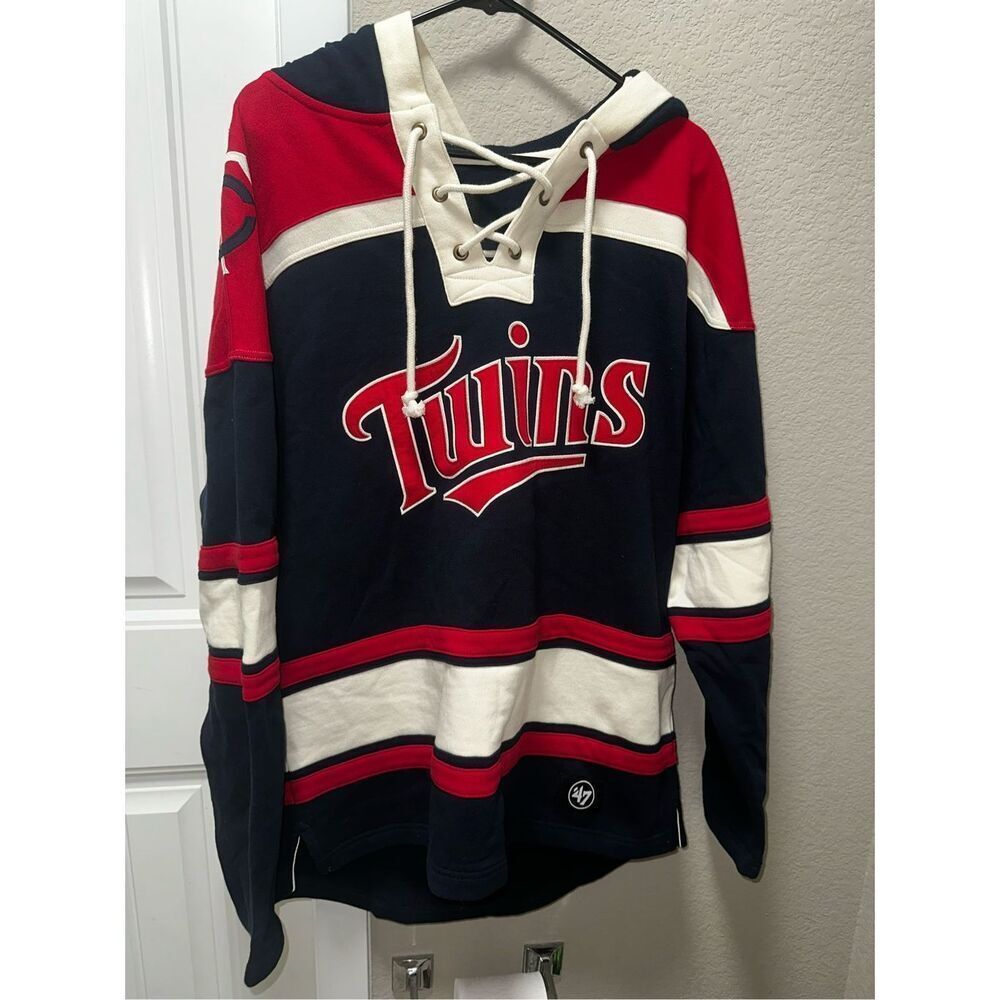 NWT 47 Minnesota Twins Lace Hoodie